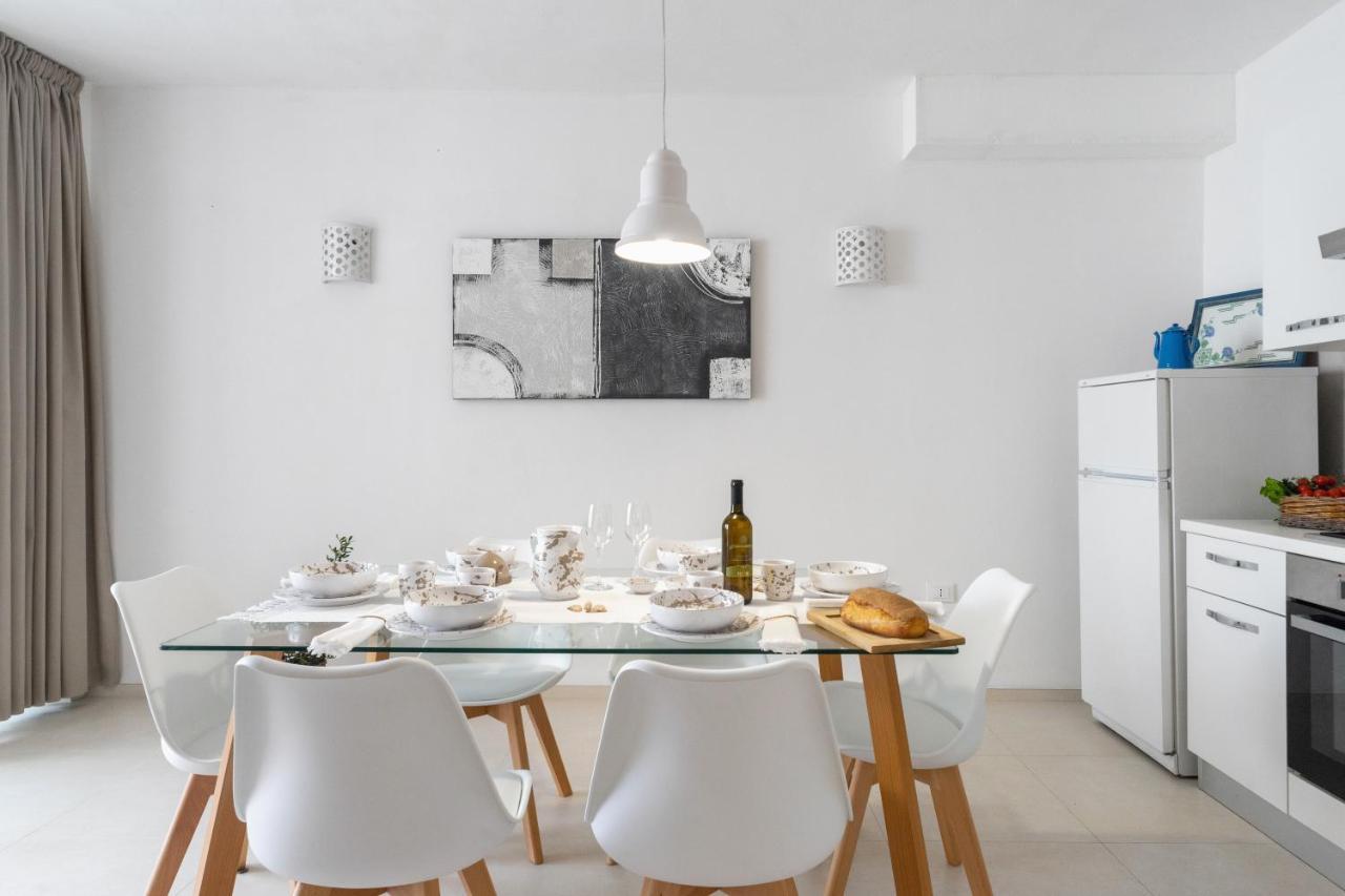 Millebolleblu Apartments ลิโด มารีนี ภายนอก รูปภาพ