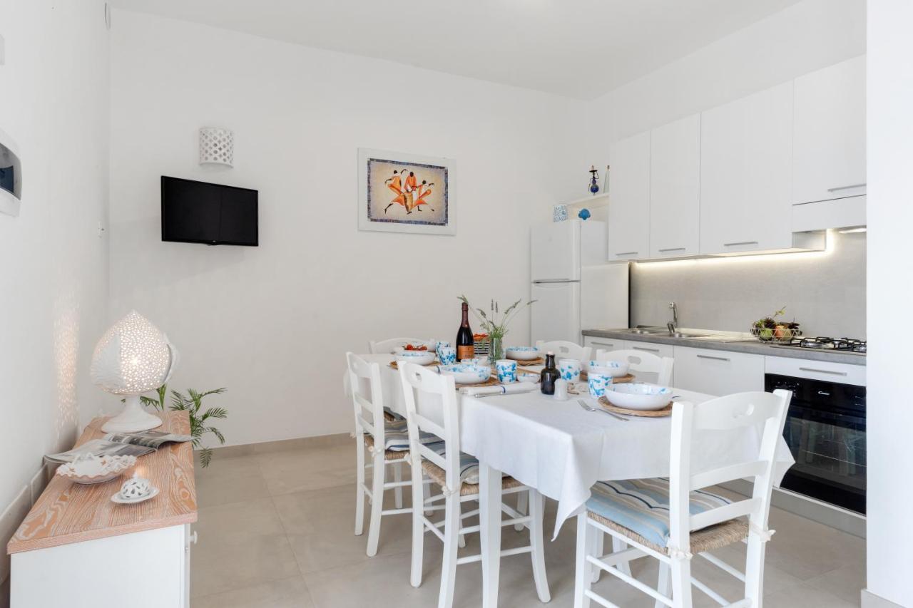 Millebolleblu Apartments ลิโด มารีนี ภายนอก รูปภาพ
